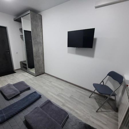 Посуточно Мини-Студия Метро Минская Киев Kültér fotó